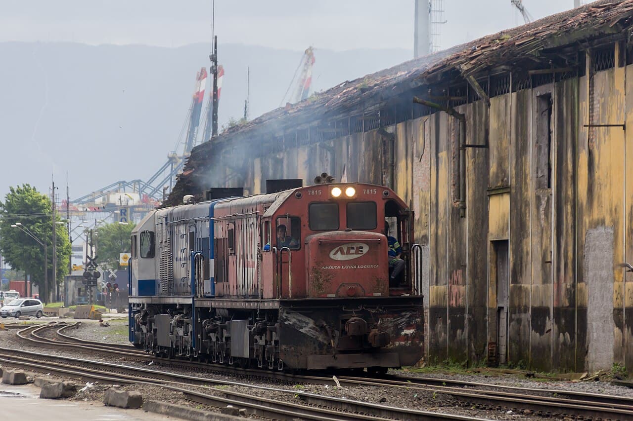 Brazil’s Largest Port Advances Concession for Access Channel, Setting New Infrastructure Standard