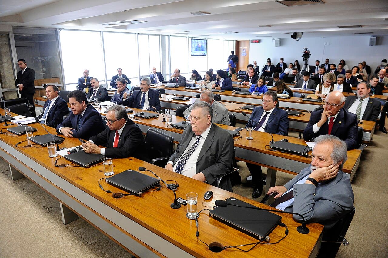 JBS, B3, Embraer Earnings Finalize Brazil's Q2 Picture, Driving Volatility