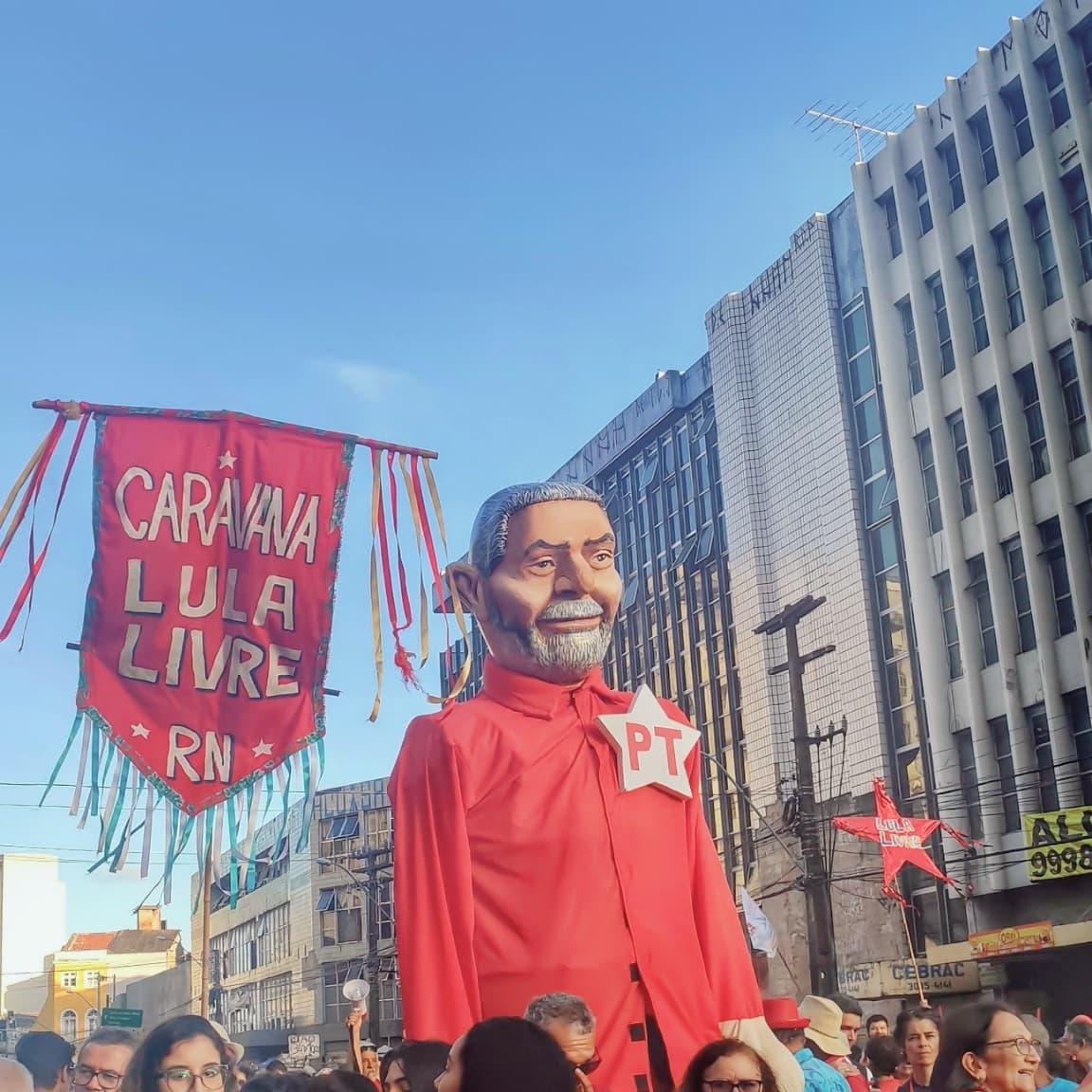 Lula’s Election Push Drives R$10 Billion Fuel Subsidy as Banking Scandal Engulfs Brazil’s Justice System