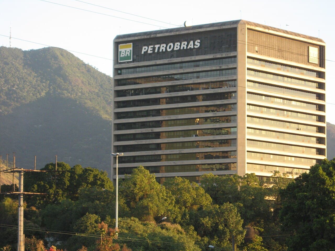 Petrobras Fights Regulator to Maintain Grip on Brazil’s Natural Gas Market