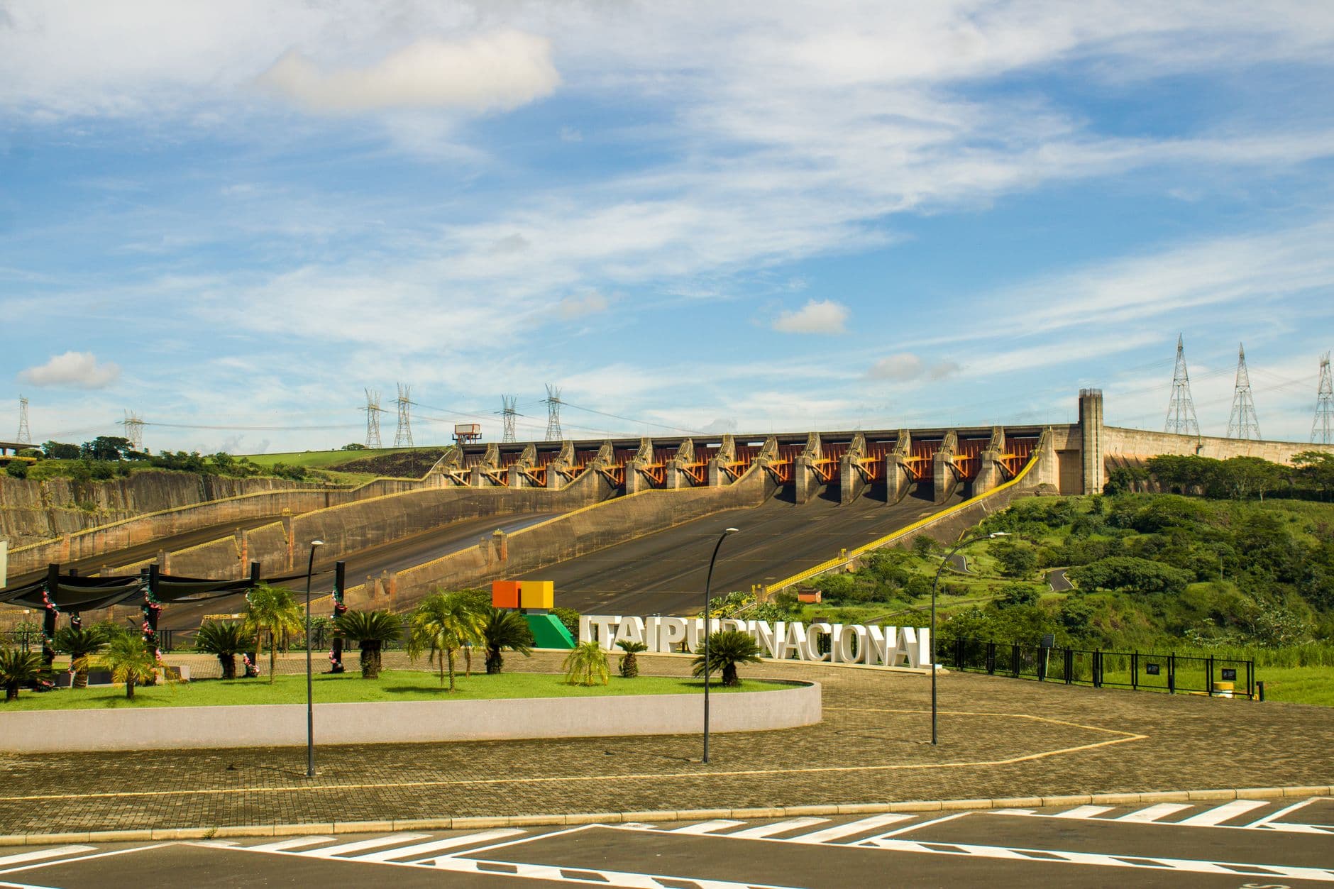 U.S. Tech Giants Tap South America's Giant Hydro Dam to Power AI Factories