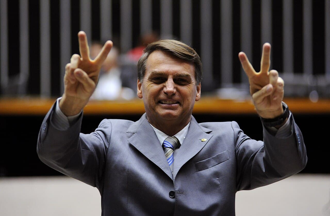 Brazil Electoral Court Bans Use of Bolsonaro’s Image Suggesting Current Campaign Support