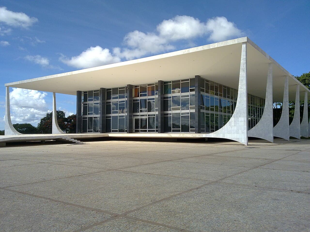Brazil Supreme Court Creates Regulatory Conflict for Amazon Soy Moratorium, Upholding State Penalties