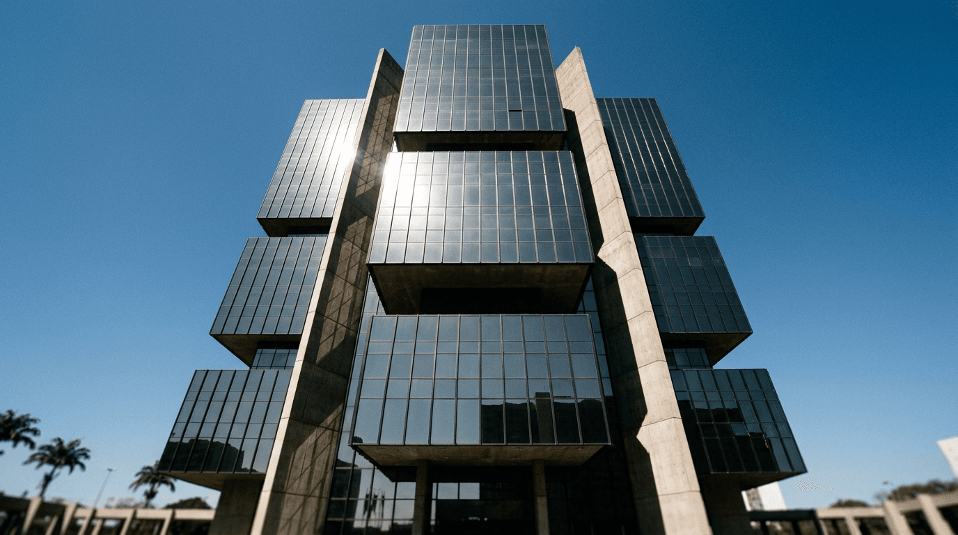 Brazil’s High Interest Rates to Persist as Election Campaigns Fail to Detail Fiscal Adjustment
